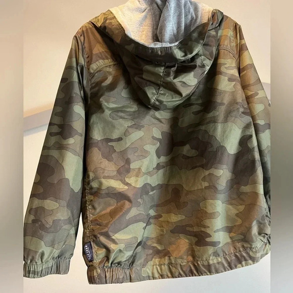 Gap lightweight camo zip up windbreaker Youth size 5 toddler boy - Picture 2 of 4